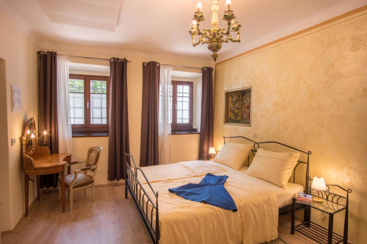 Vila Radolca Apartments & Rooms Radovljica Exterior foto